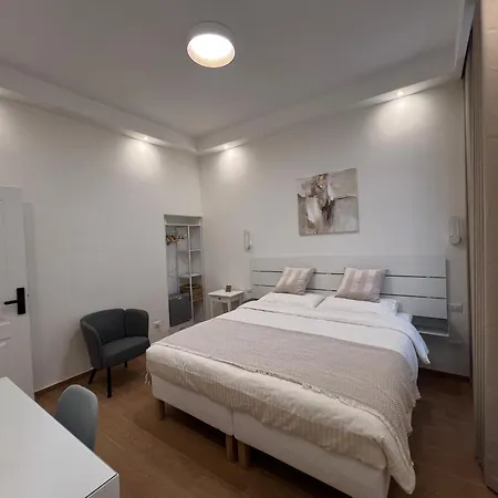 Maison Almo Rome